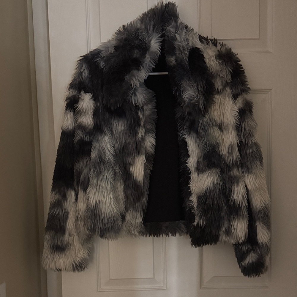 Wild Fable Black and Gray Teddy Jacket